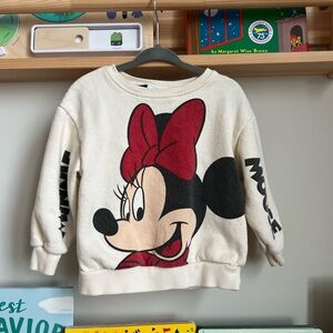 Minnie sweatshirt